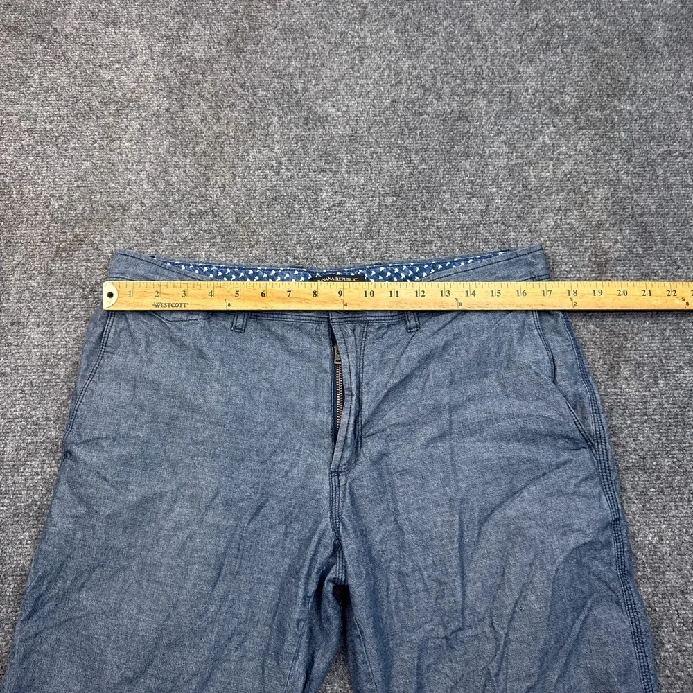 Banana Republic Aiden Chino Shorts Mens Size 33 Blue Gray Casual Stretch Classic
